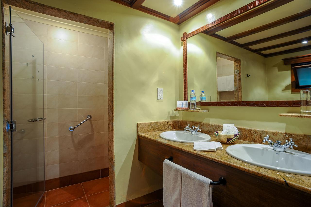 Ngorongoro Serena Safari Lodge Exteriör bild